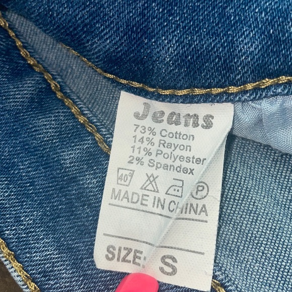 Adele B Jean shorts size small. - Picture 3 of 4